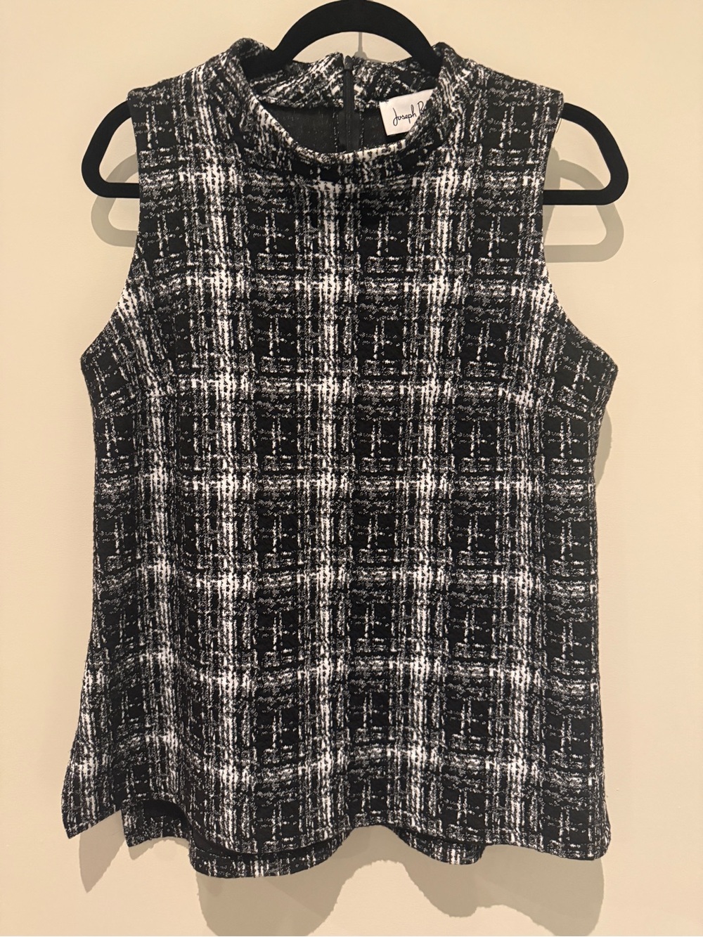 Joseph Ribkoff Black White Plaid Mock Neck Sleeveless Top Size 14